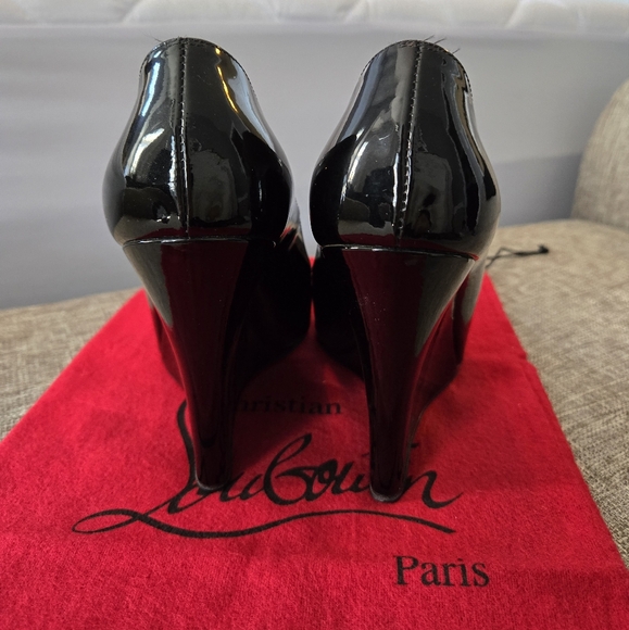 Christian Louboutin RonRon Wedges (blk, sz 37) - Picture 3 of 10